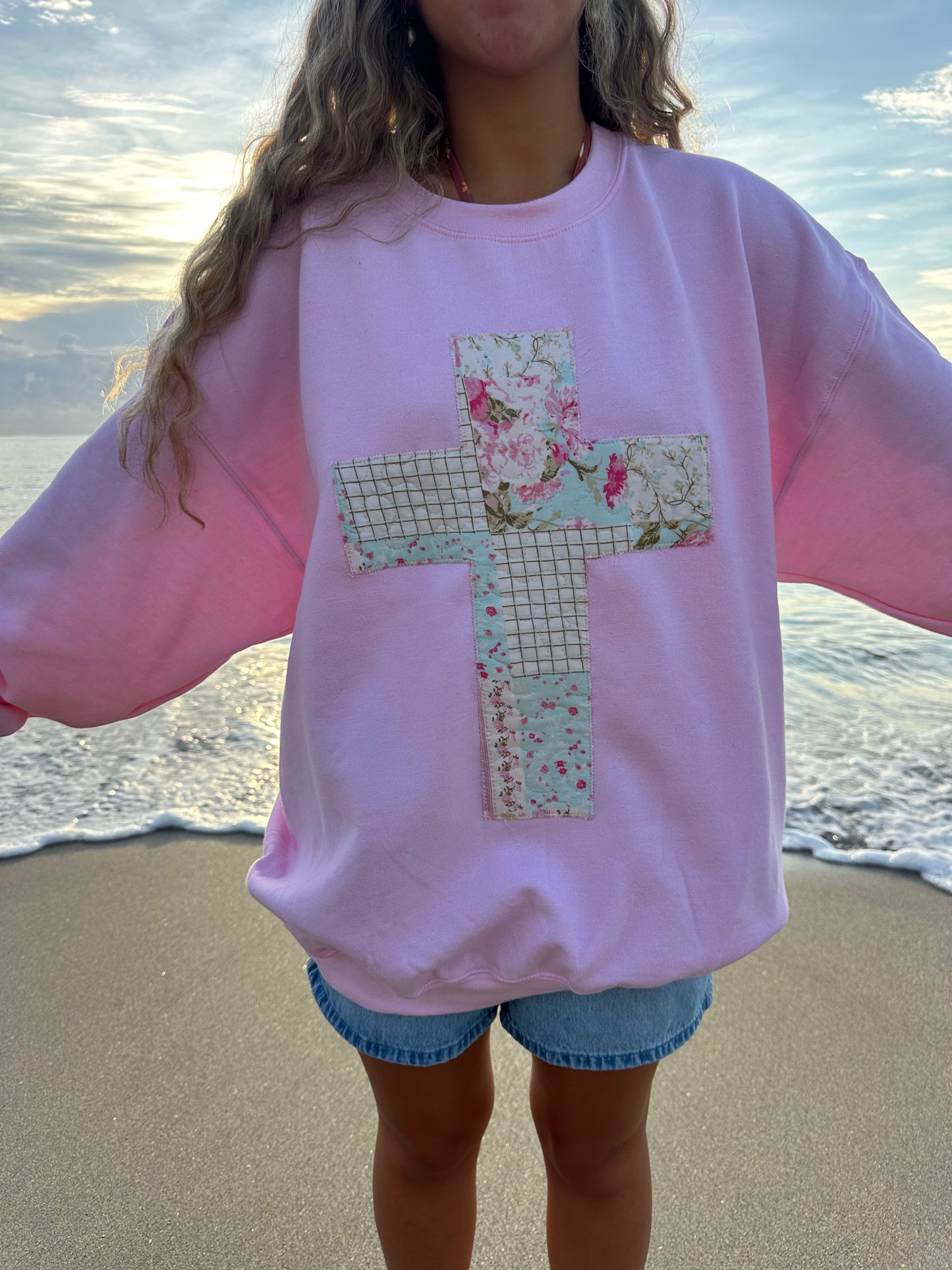 quilted cross crewneck!