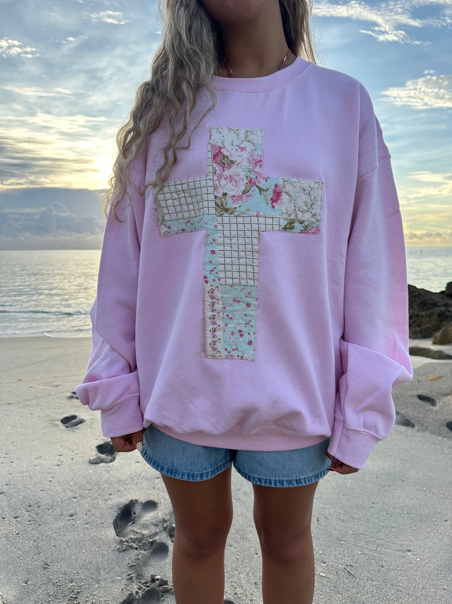 quilted cross crewneck!