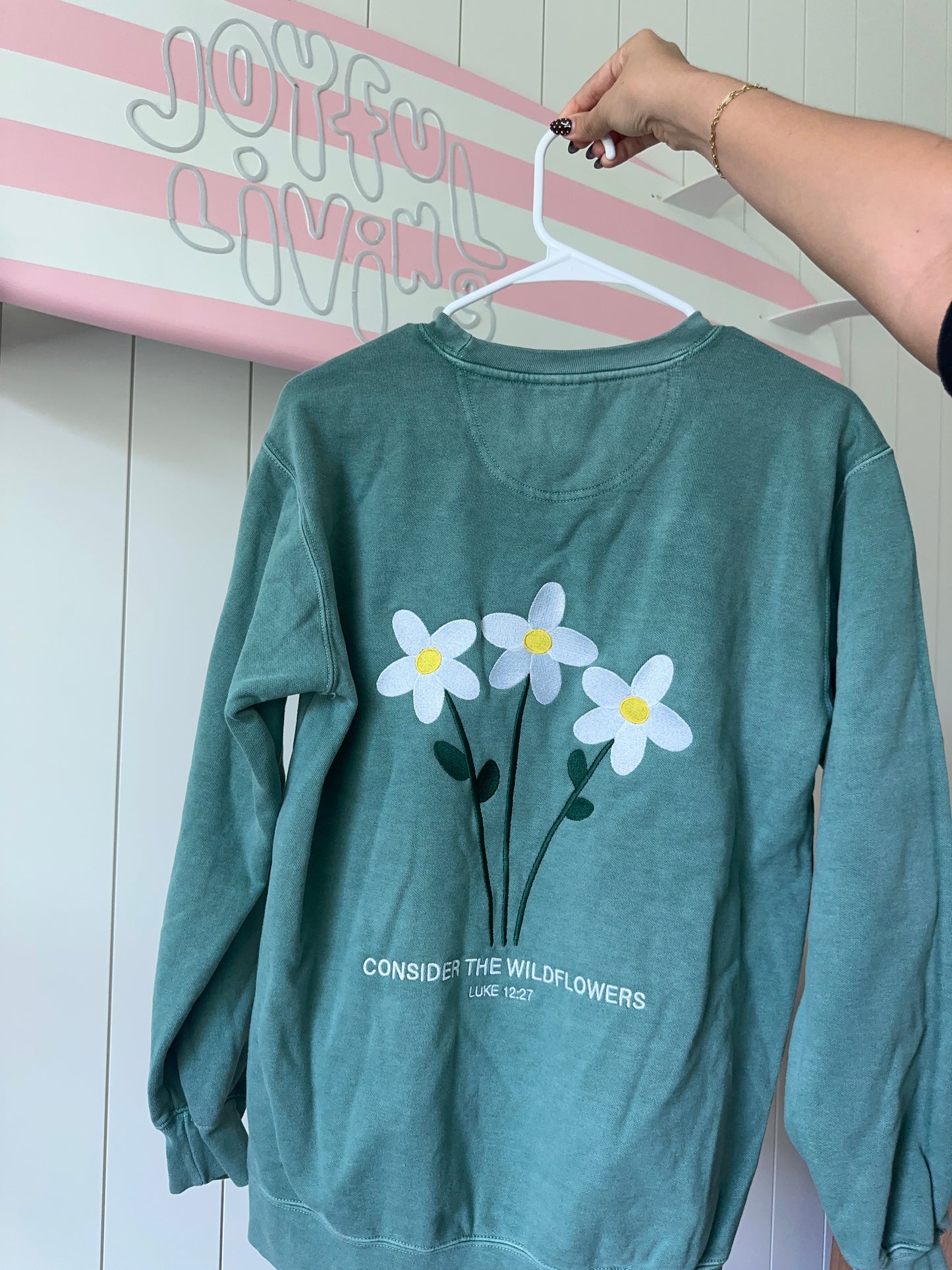 OOPSIE - "consider the wildflowers" embroidered crewneck in SMALL