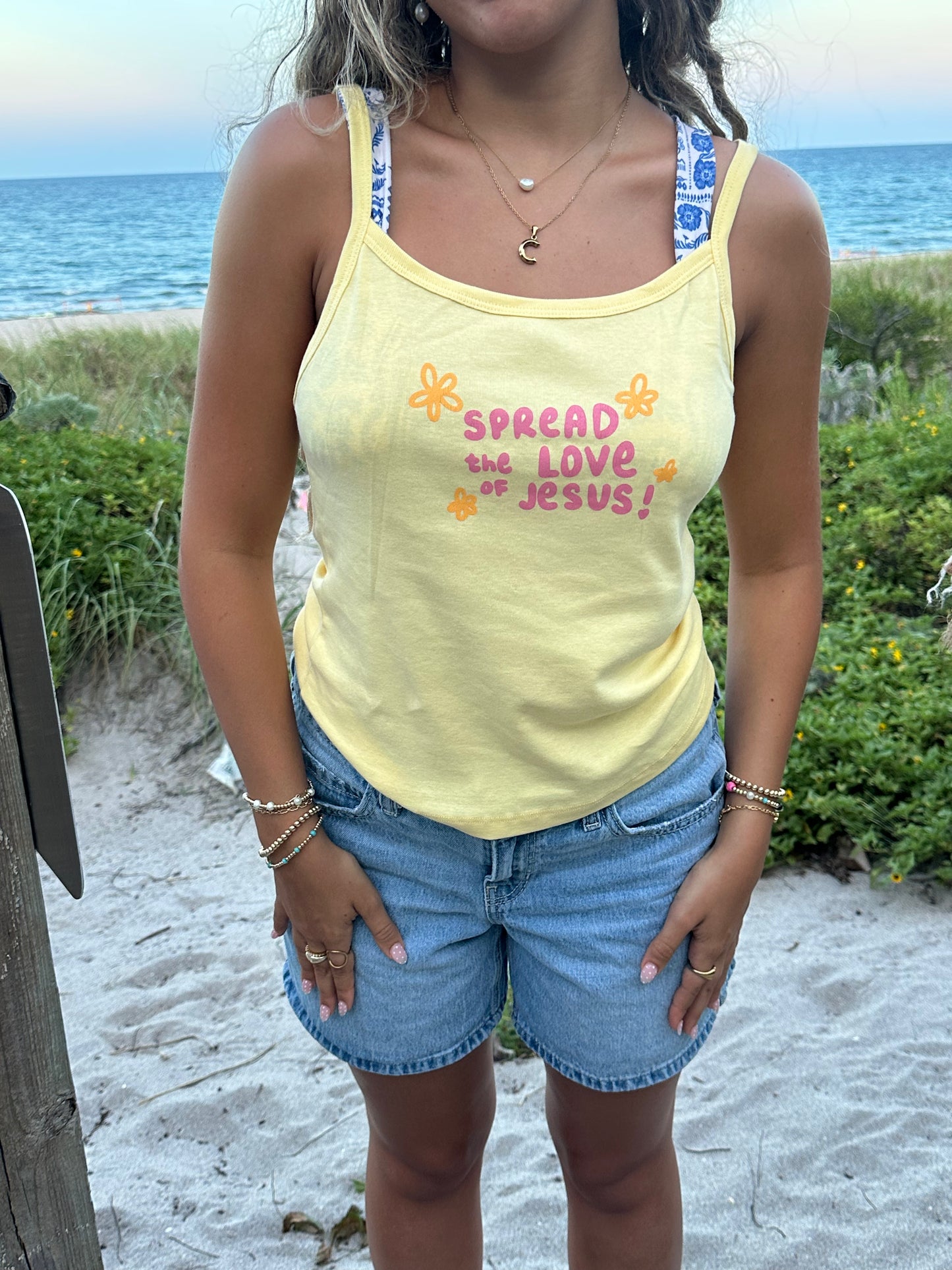 "spread the love of Jesus" tank!